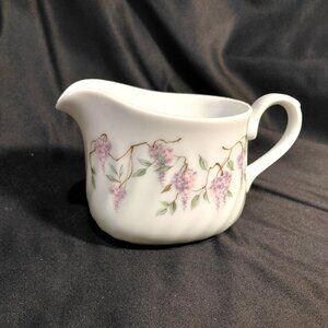 Lovely Lavendar Flowers on 1970's Wisteria Pattern Gravy Bowl/Creamer by Corelle